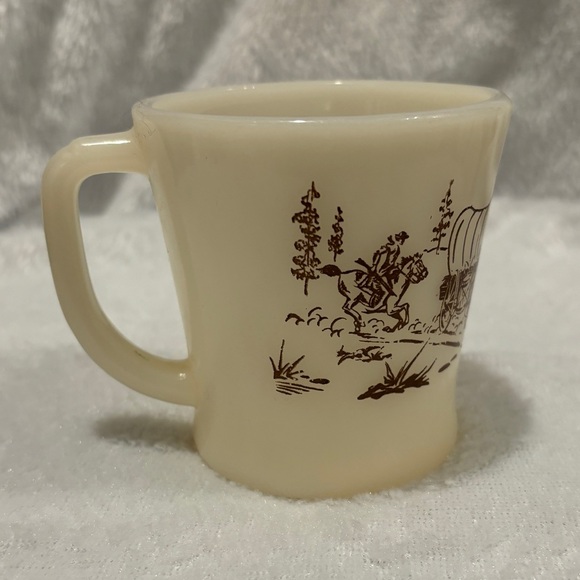 🐎 VINTAGE 1940s DAVY CROCKETT FIRE KING OVEN WARE COFFEE MUG CUP D-HANDLE 🐎 - Picture 3 of 7
